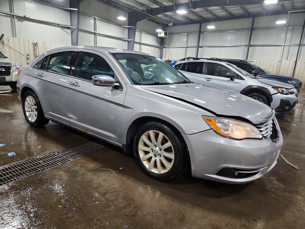 2013 CHRYSLER 200 LIMITED photo 7