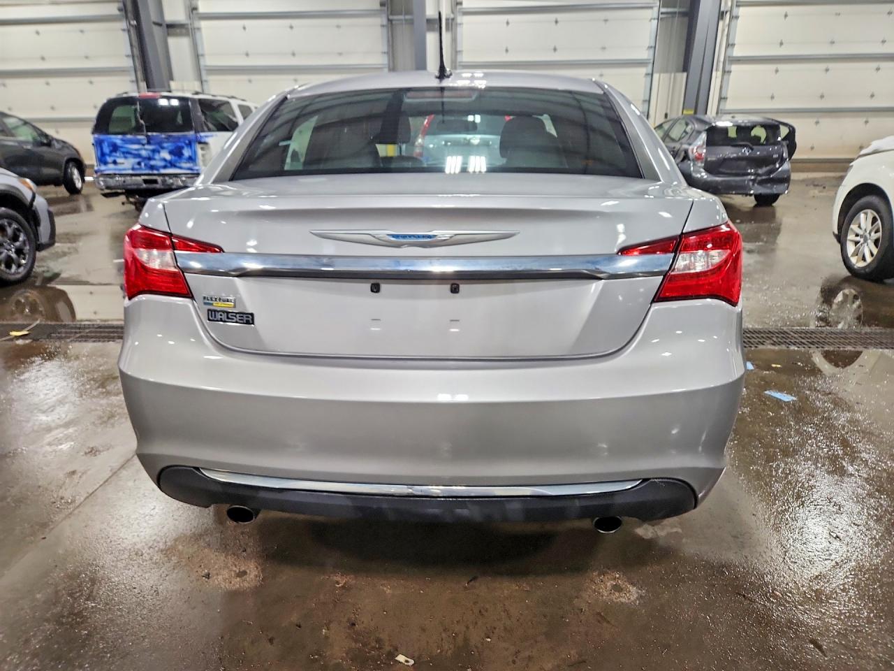 2013 CHRYSLER 200 LIMITED photo 11