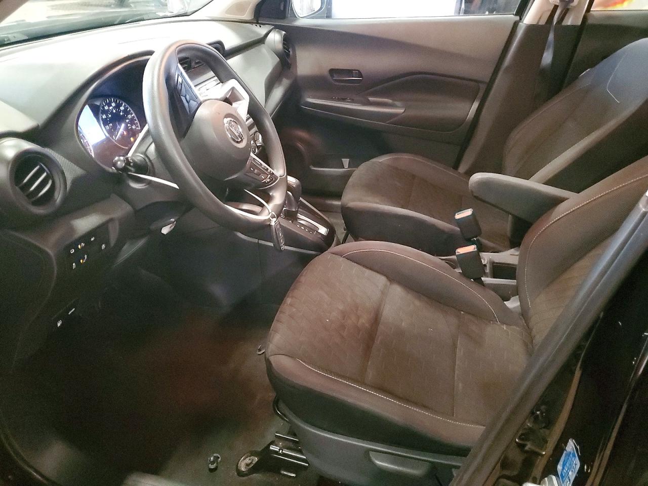 2021 NISSAN KICKS S photo 7