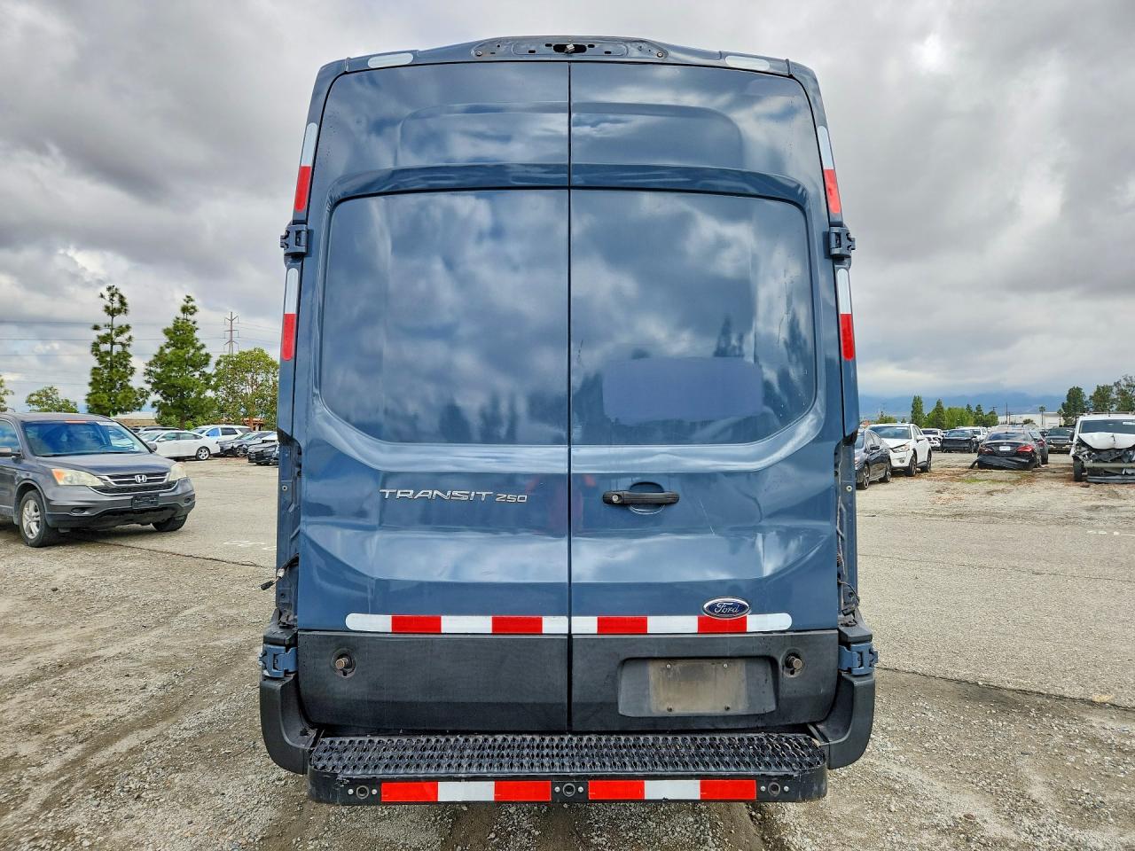 2020 FORD TRANSIT 250 DELIVERY VAN photo 16