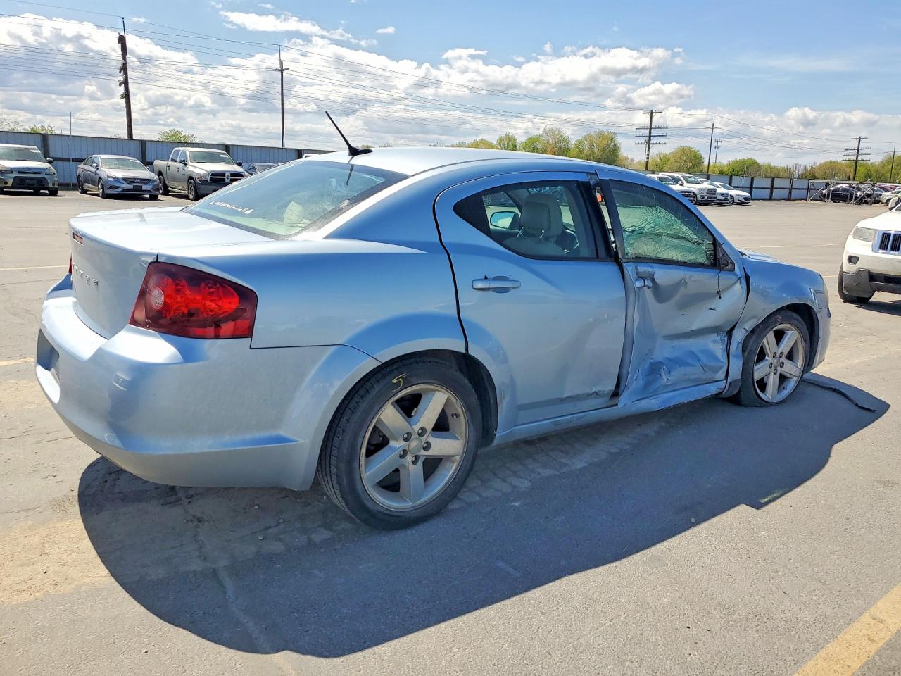 2013 DODGE AVENGER SE photo 5