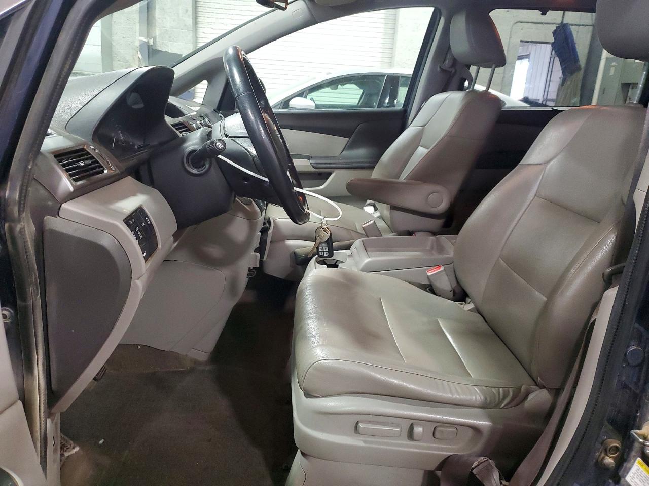2016 HONDA ODYSSEY EXL photo 13