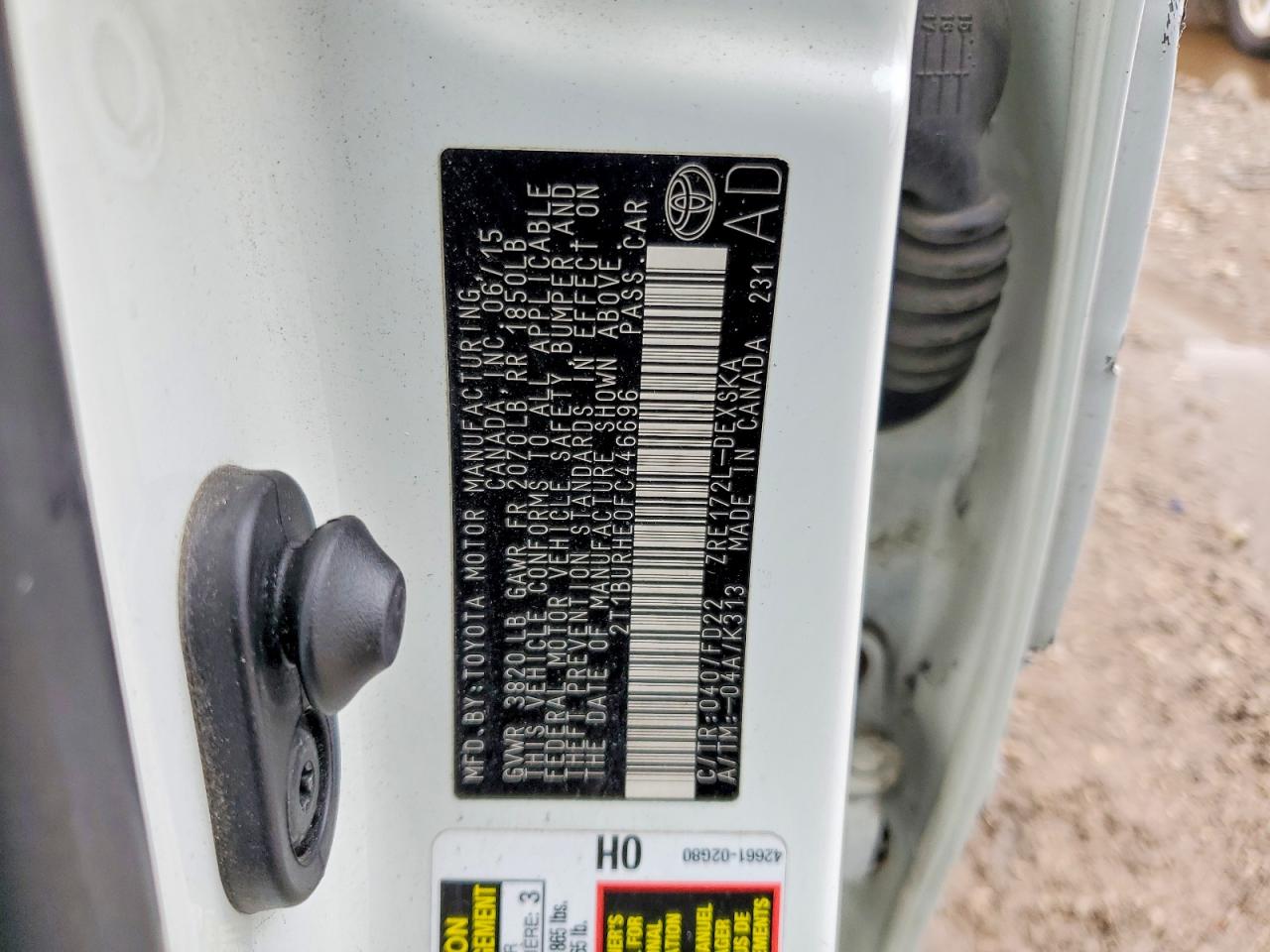 2015 TOYOTA COROLLA S PLUS photo 23