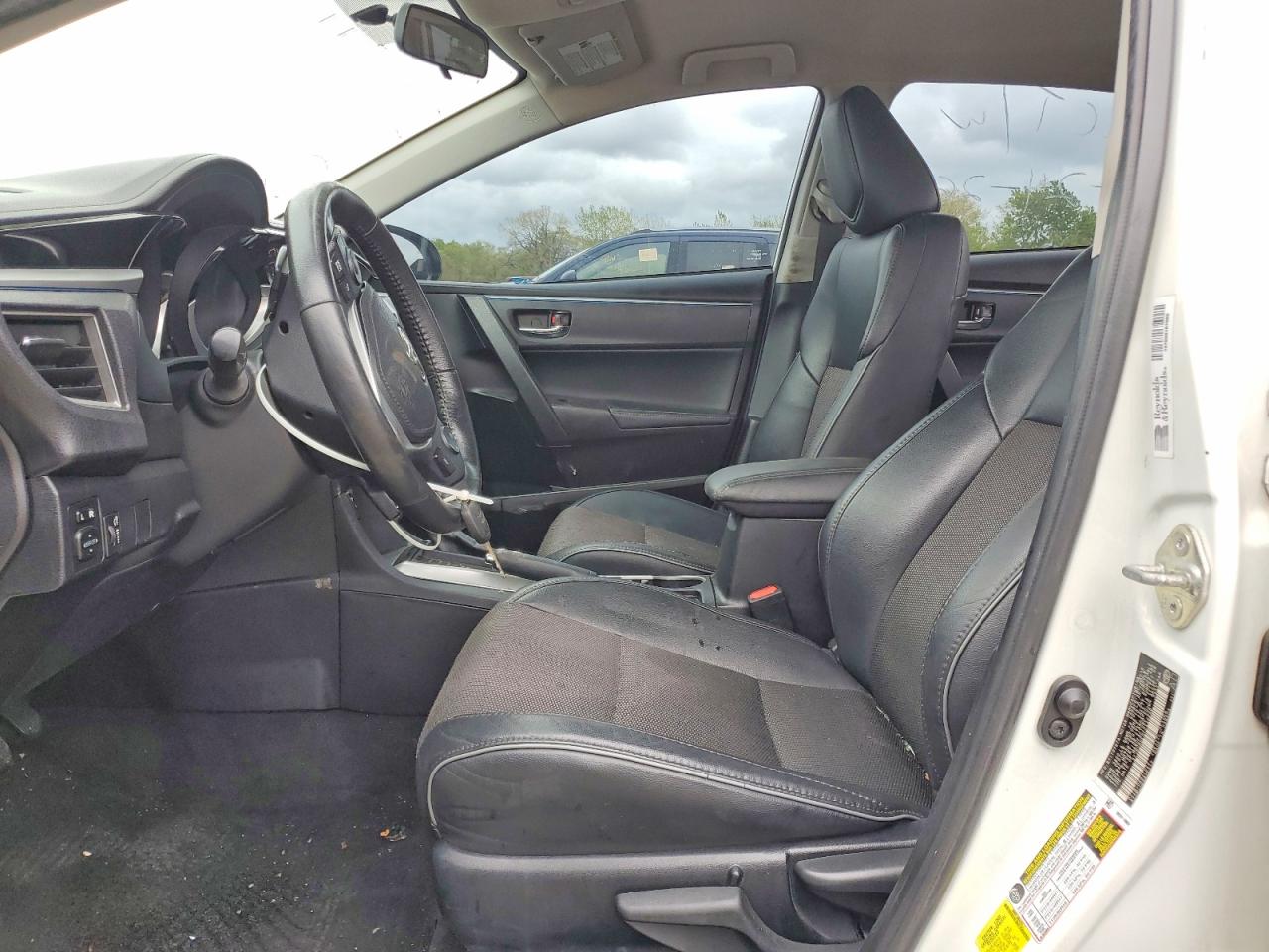 2015 TOYOTA COROLLA S PLUS photo 13