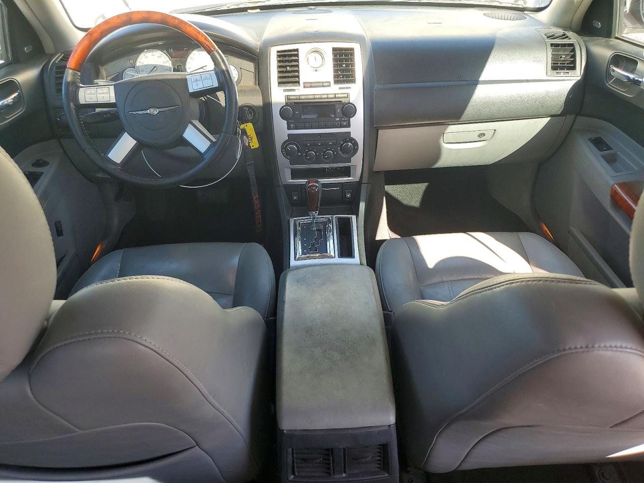 2006 CHRYSLER 300C photo 8