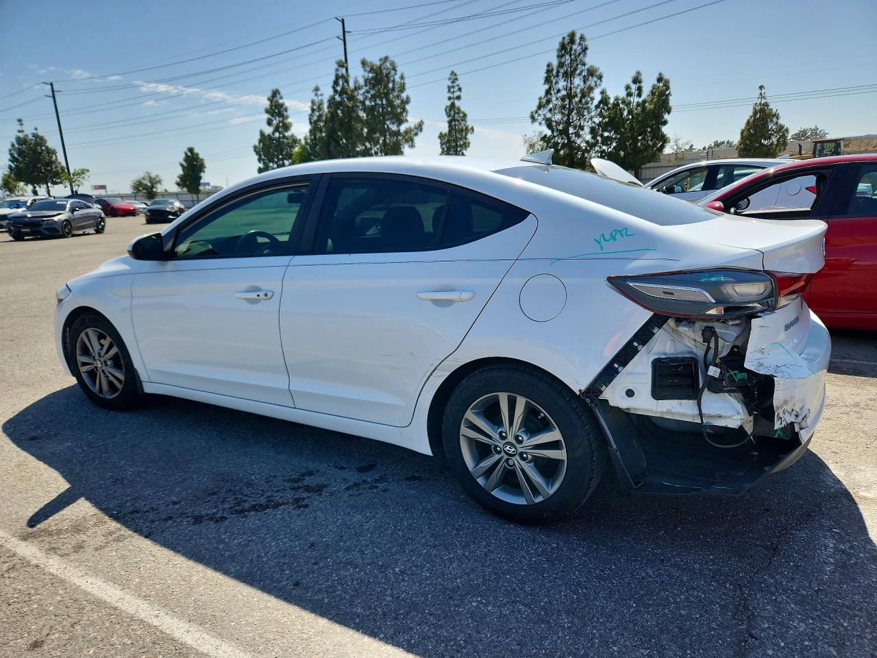 2017 HYUNDAI ELANTRA SE photo 4