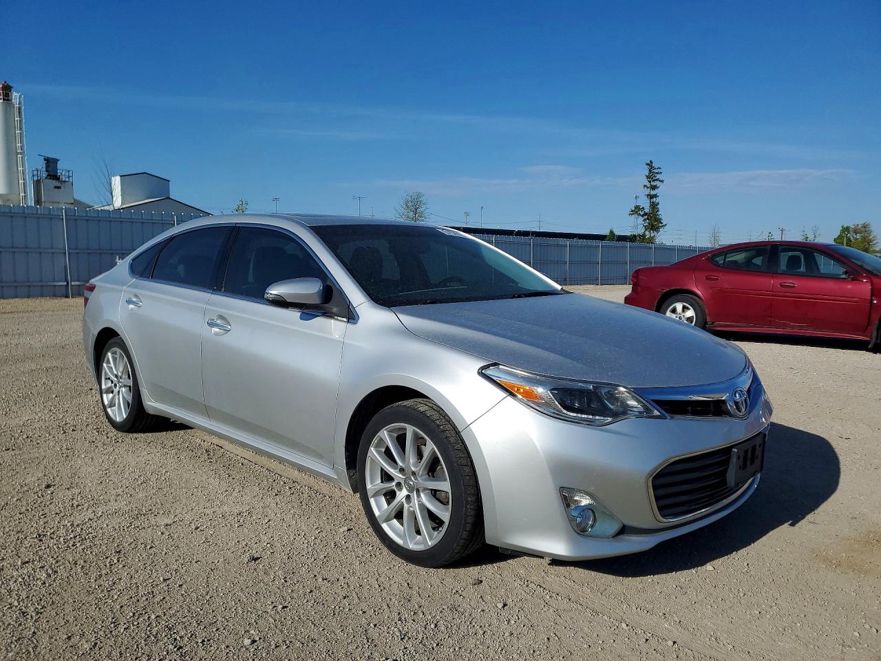 2013 TOYOTA AVALON LIMITED photo 10