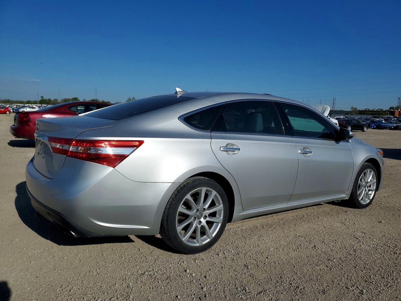 2013 TOYOTA AVALON LIMITED photo 7