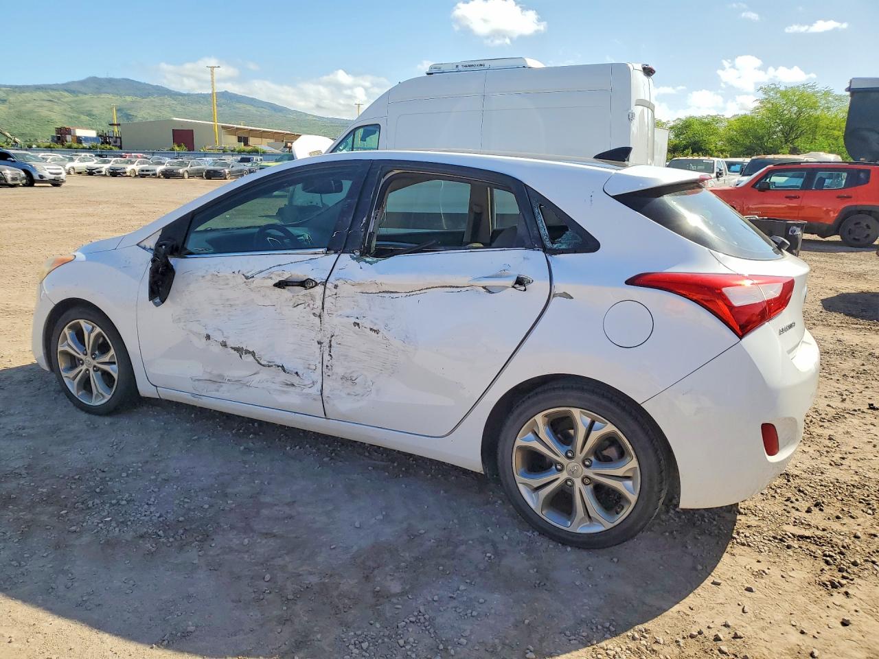 2013 HYUNDAI ELANTRA GT BASE photo 4