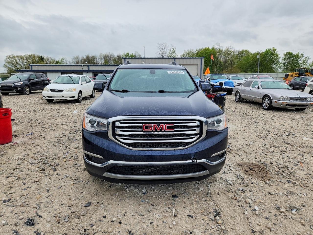 2017 GMC ACADIA SLE photo 9