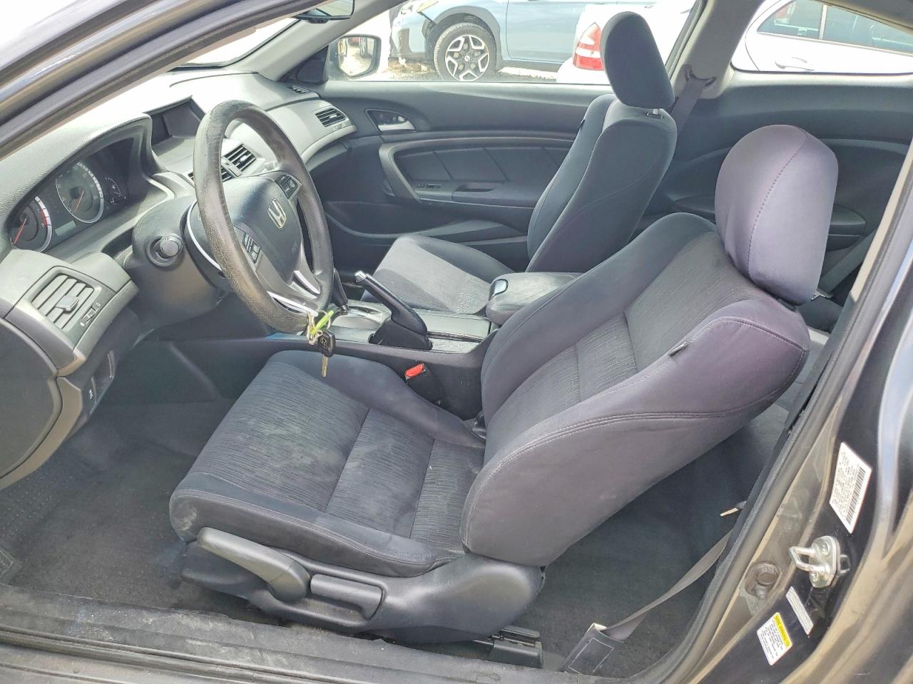 2012 HONDA ACCORD LX photo 7