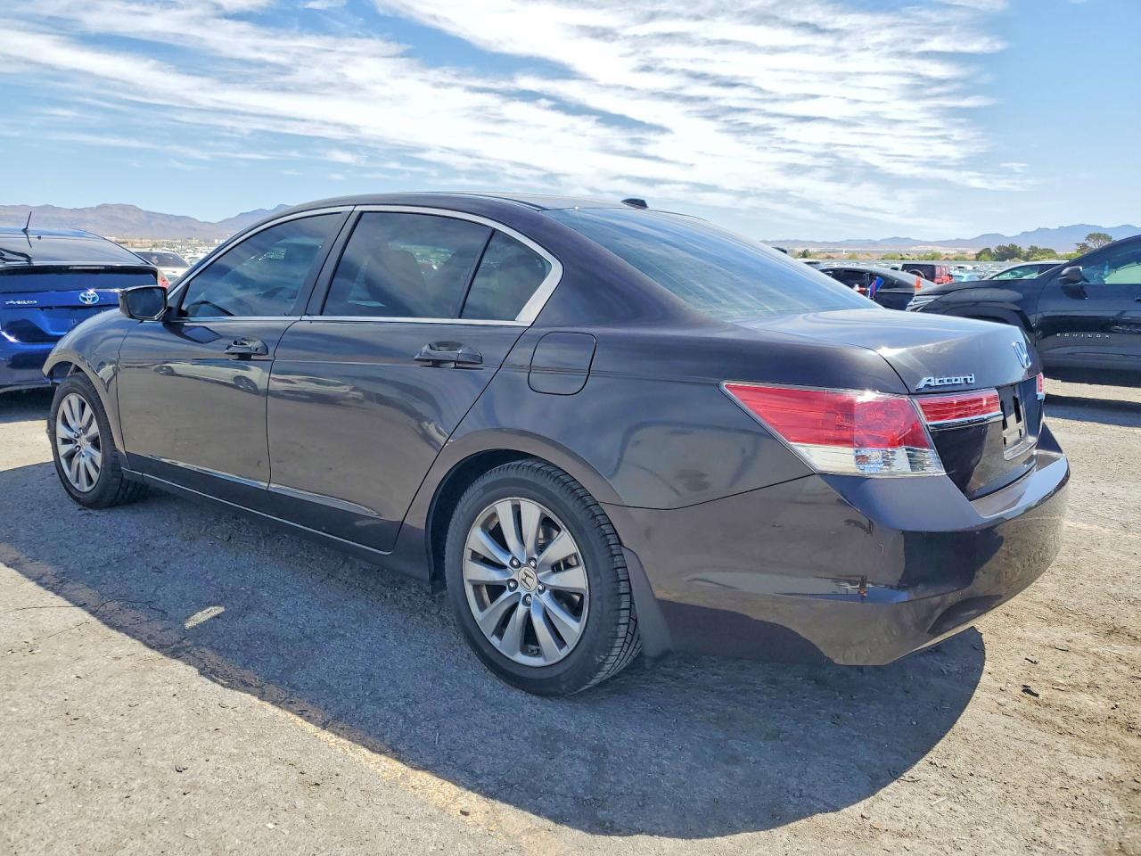 2011 HONDA ACCORD EXL photo 4