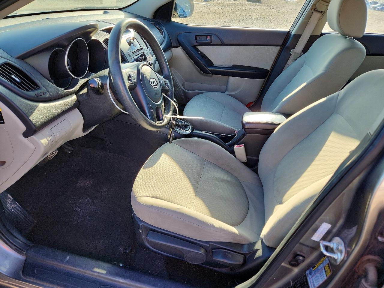 2012 KIA FORTE EX photo 13