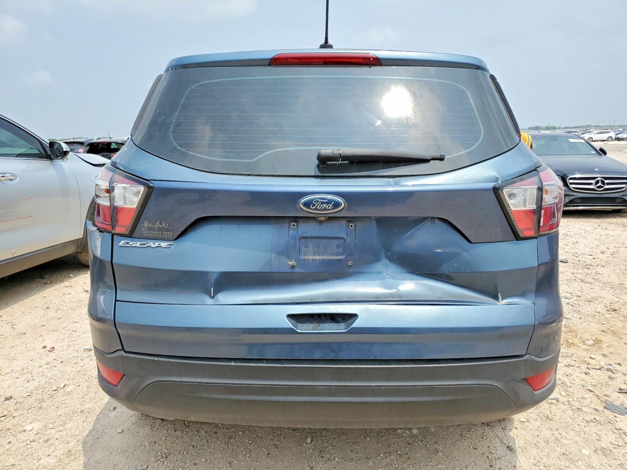 2018 FORD ESCAPE S photo 16