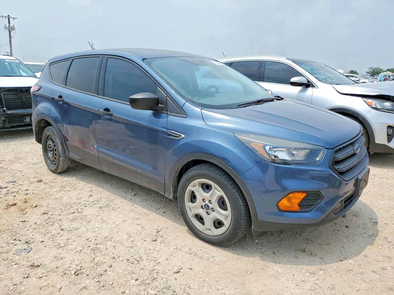 2018 FORD ESCAPE S photo 10