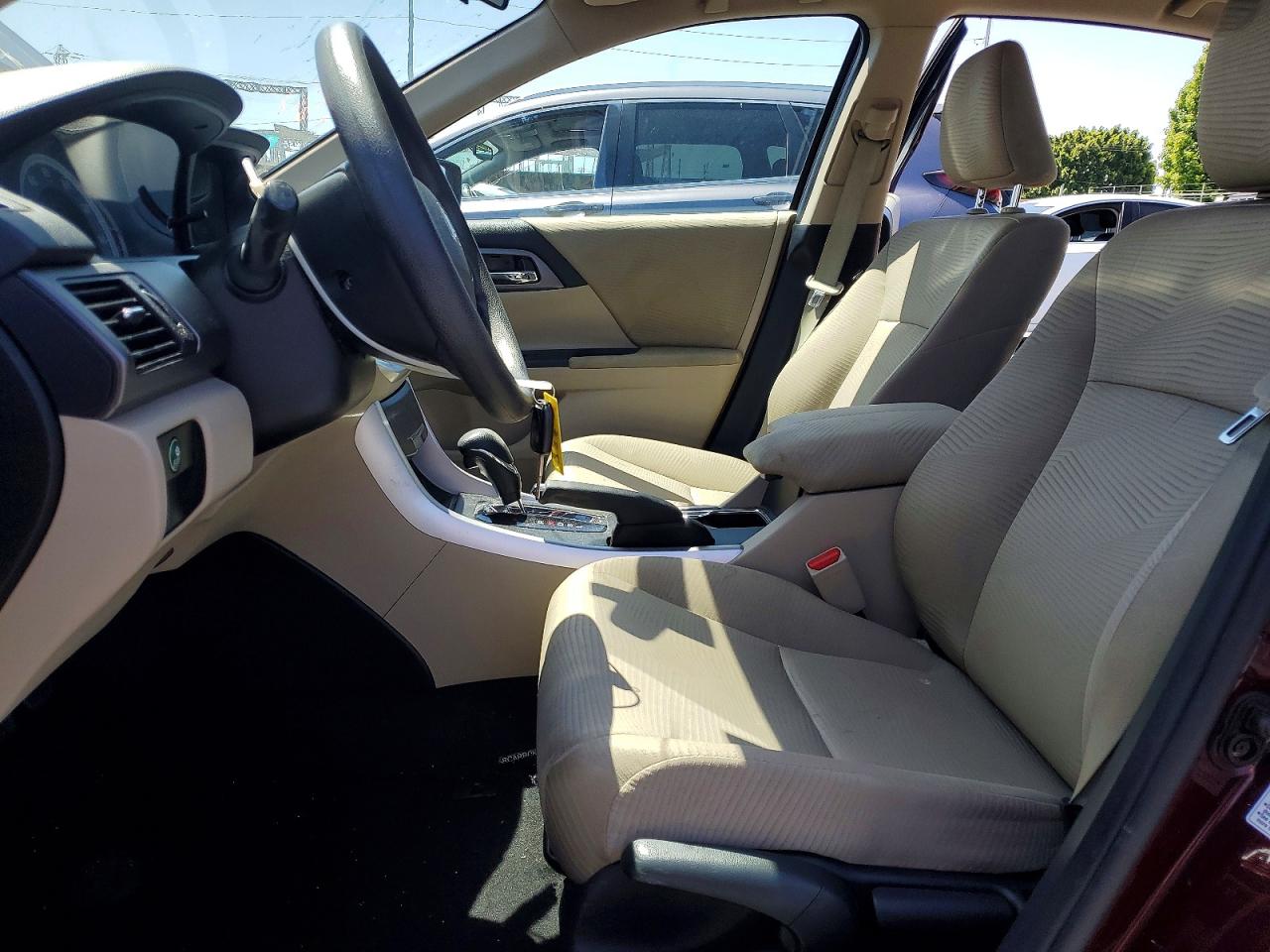 2015 HONDA ACCORD LX photo 19