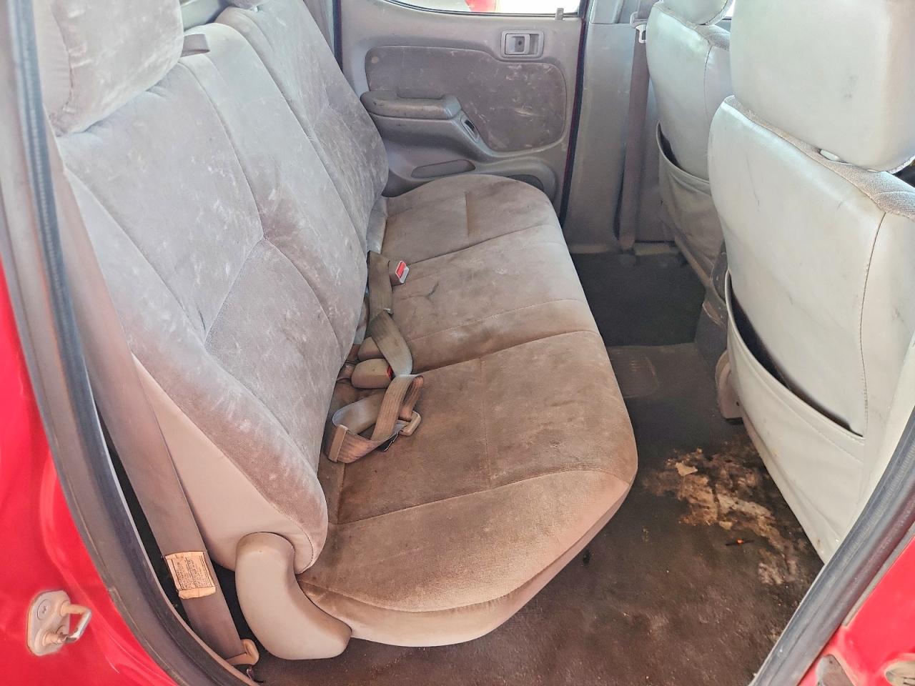 2002 TOYOTA TACOMA V6 photo 19