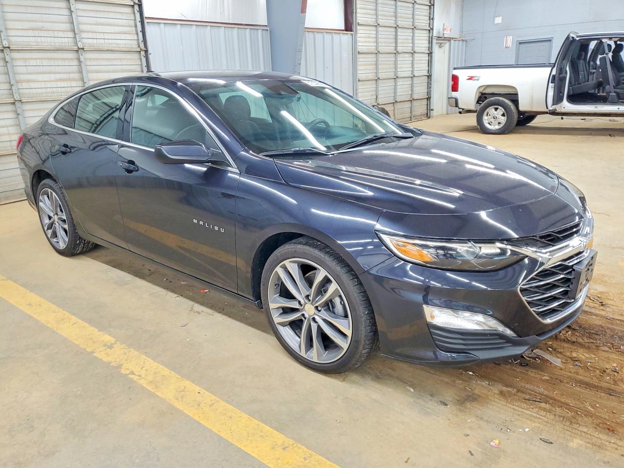 2023 CHEVROLET MALIBU LT photo 10