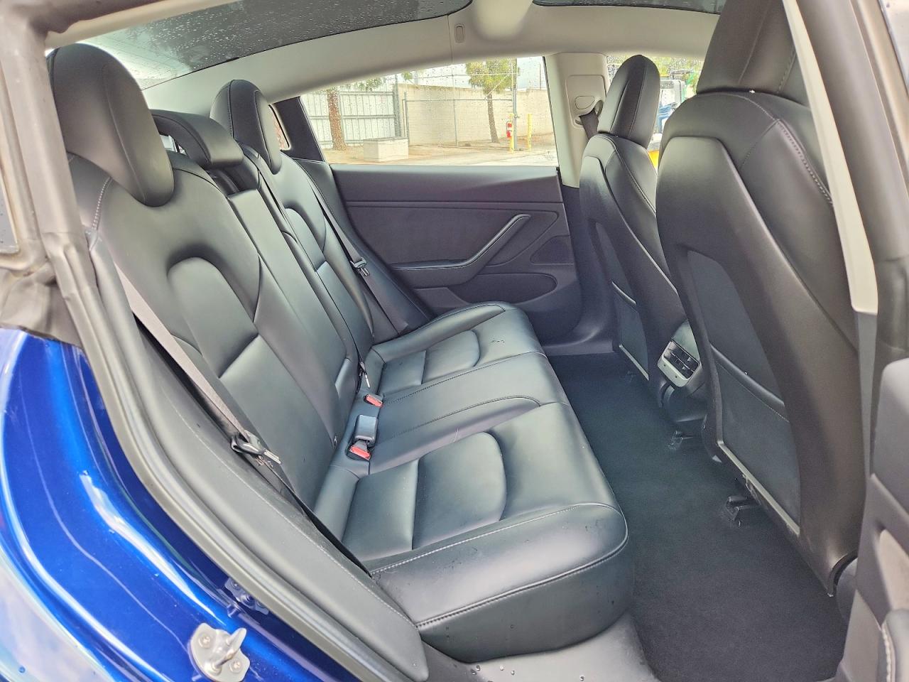 2019 TESLA MODEL 3 photo 28
