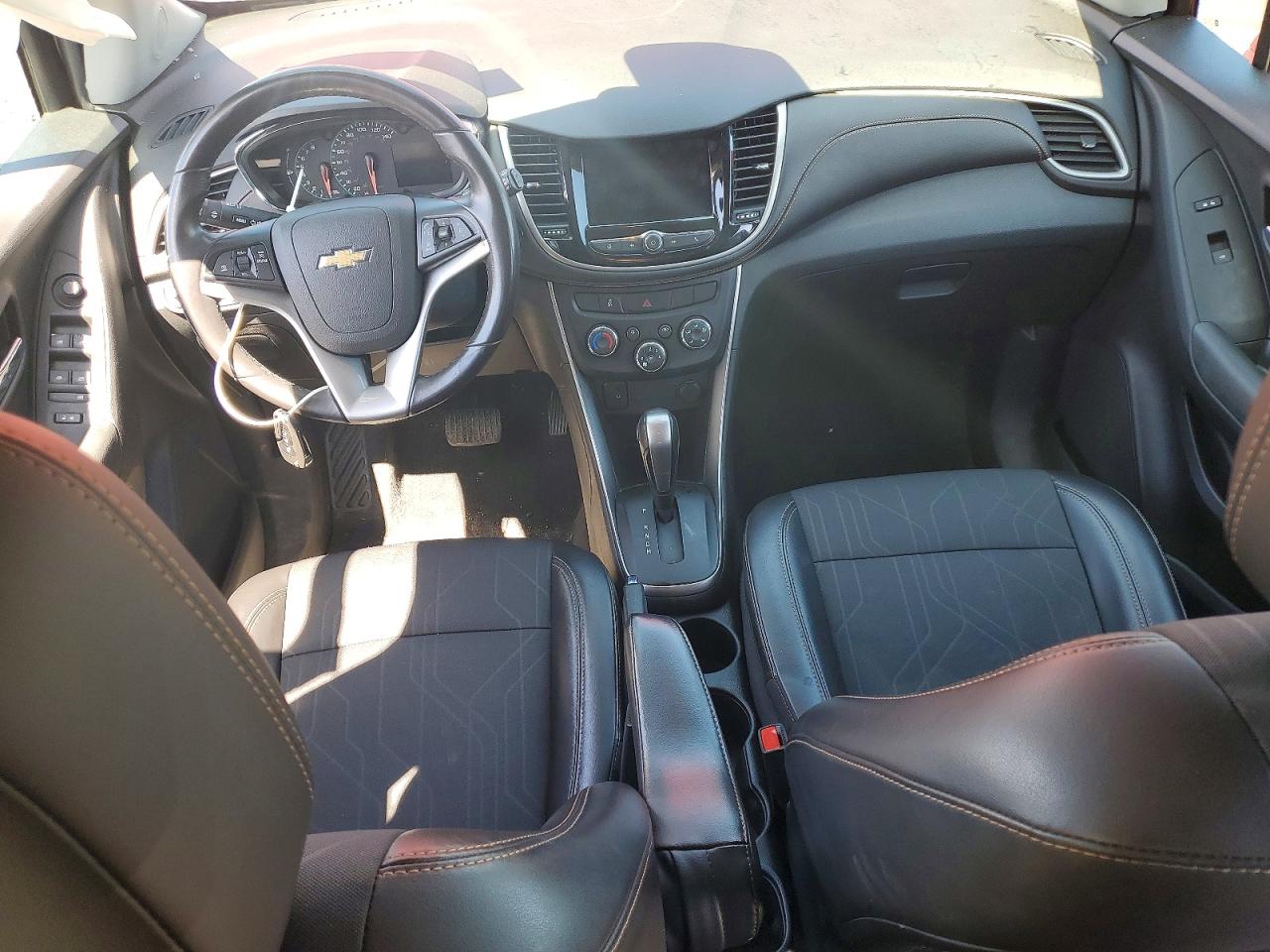 2020 CHEVROLET TRAX 1LT photo 22