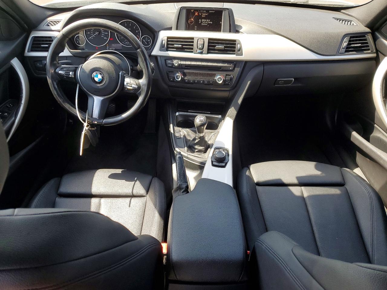 2015 BMW 320 I photo 8