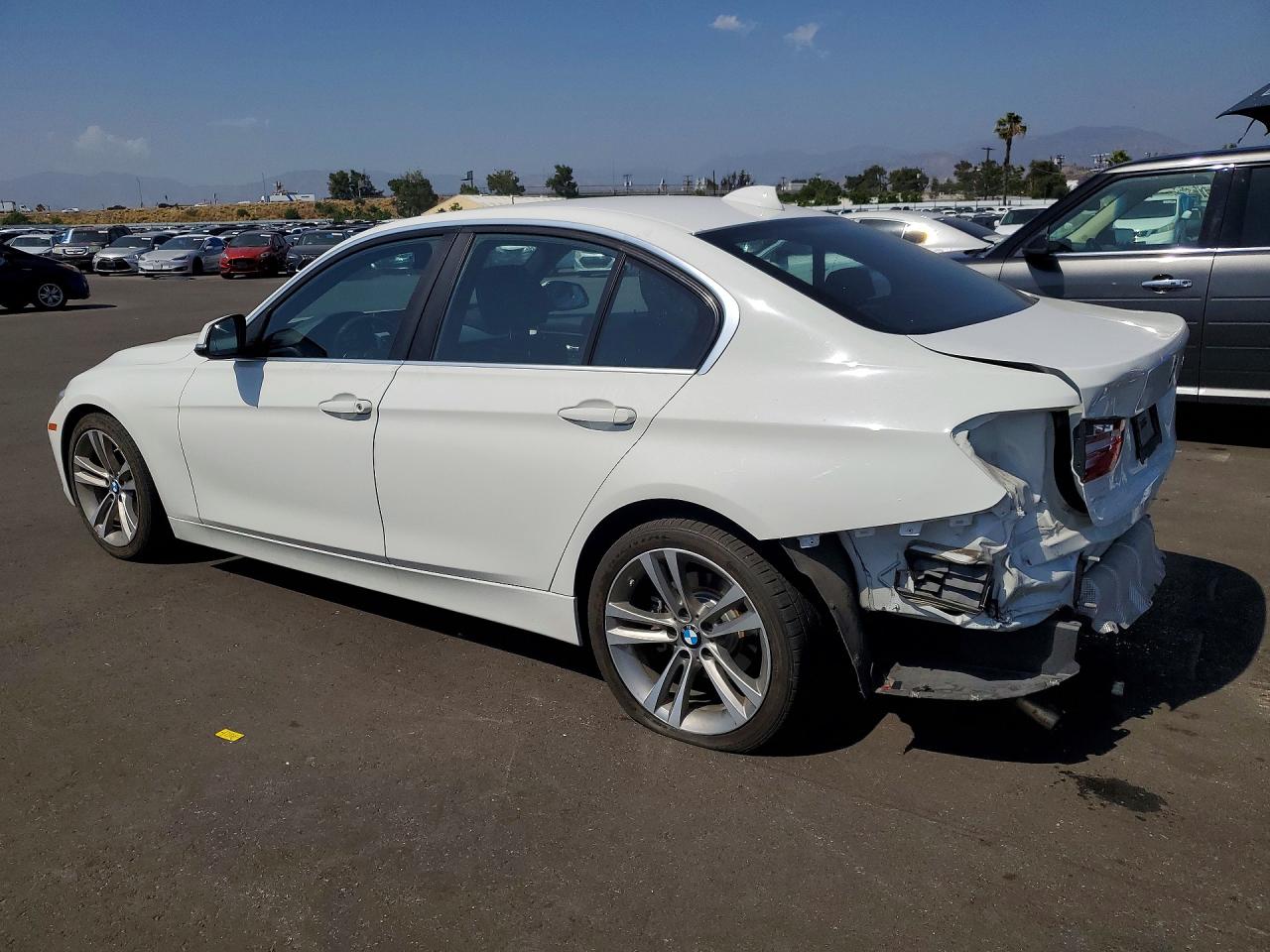 2015 BMW 320 I photo 2