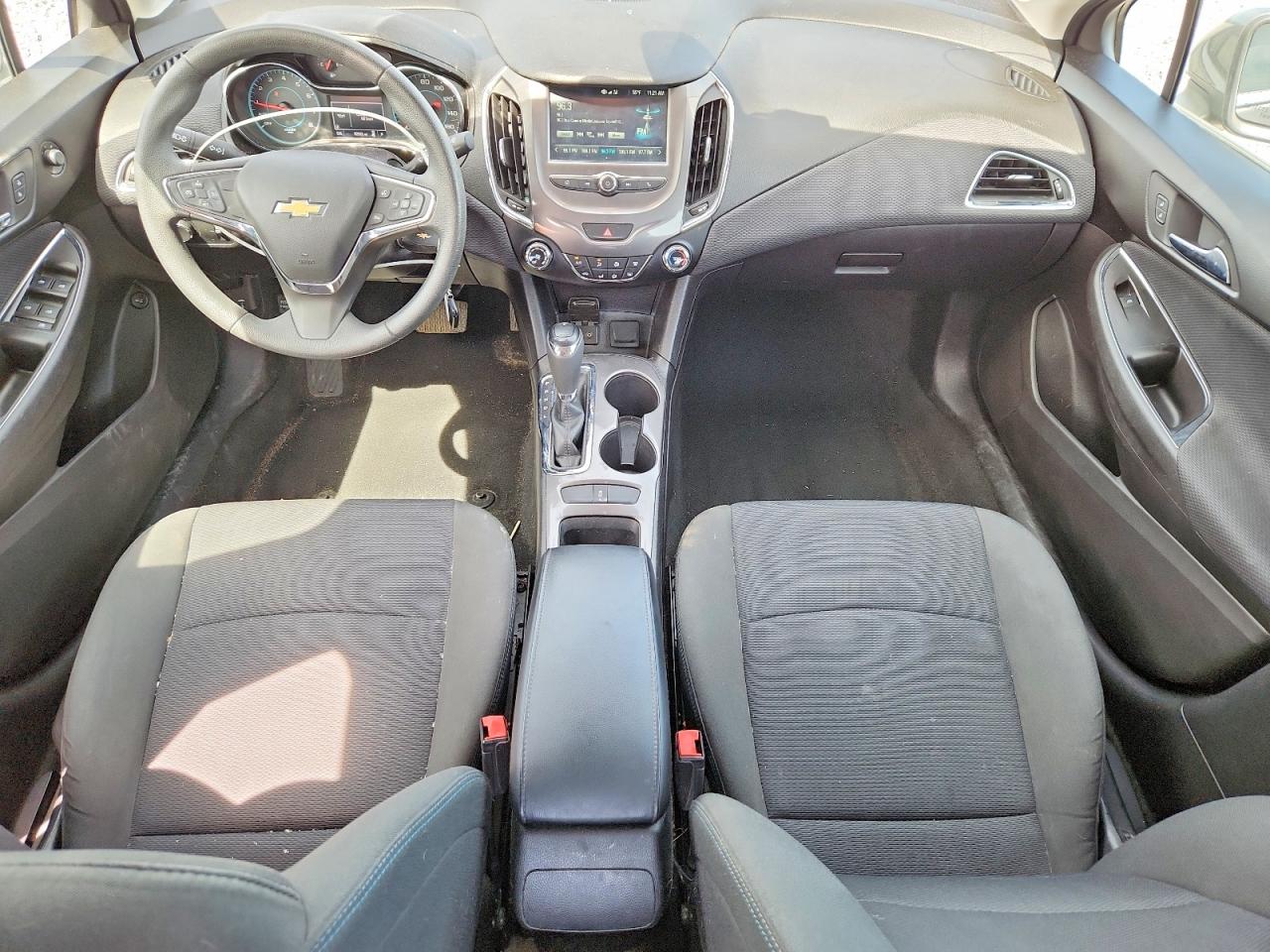2017 CHEVROLET CRUZE LT photo 22