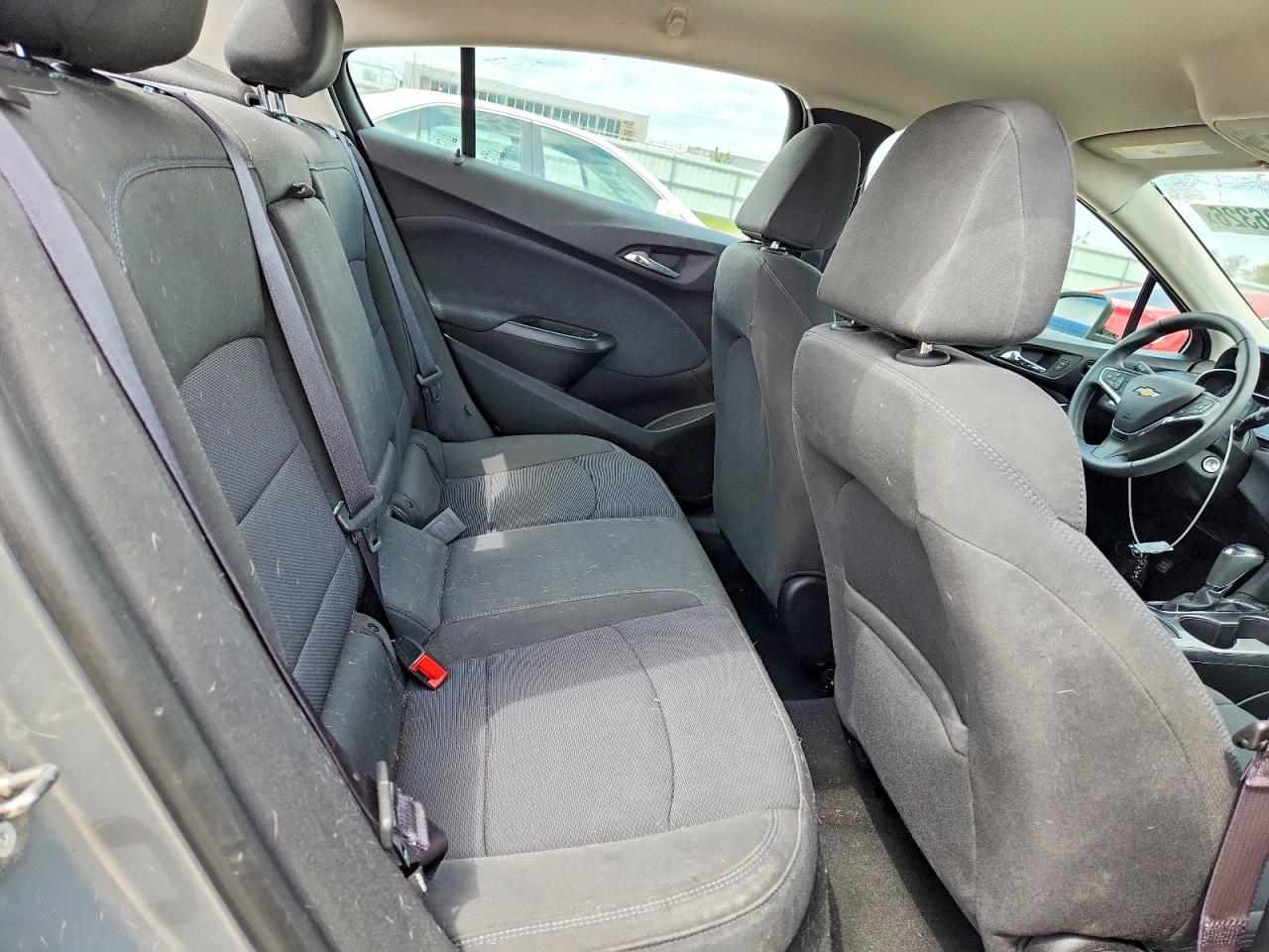 2017 CHEVROLET CRUZE LT photo 28