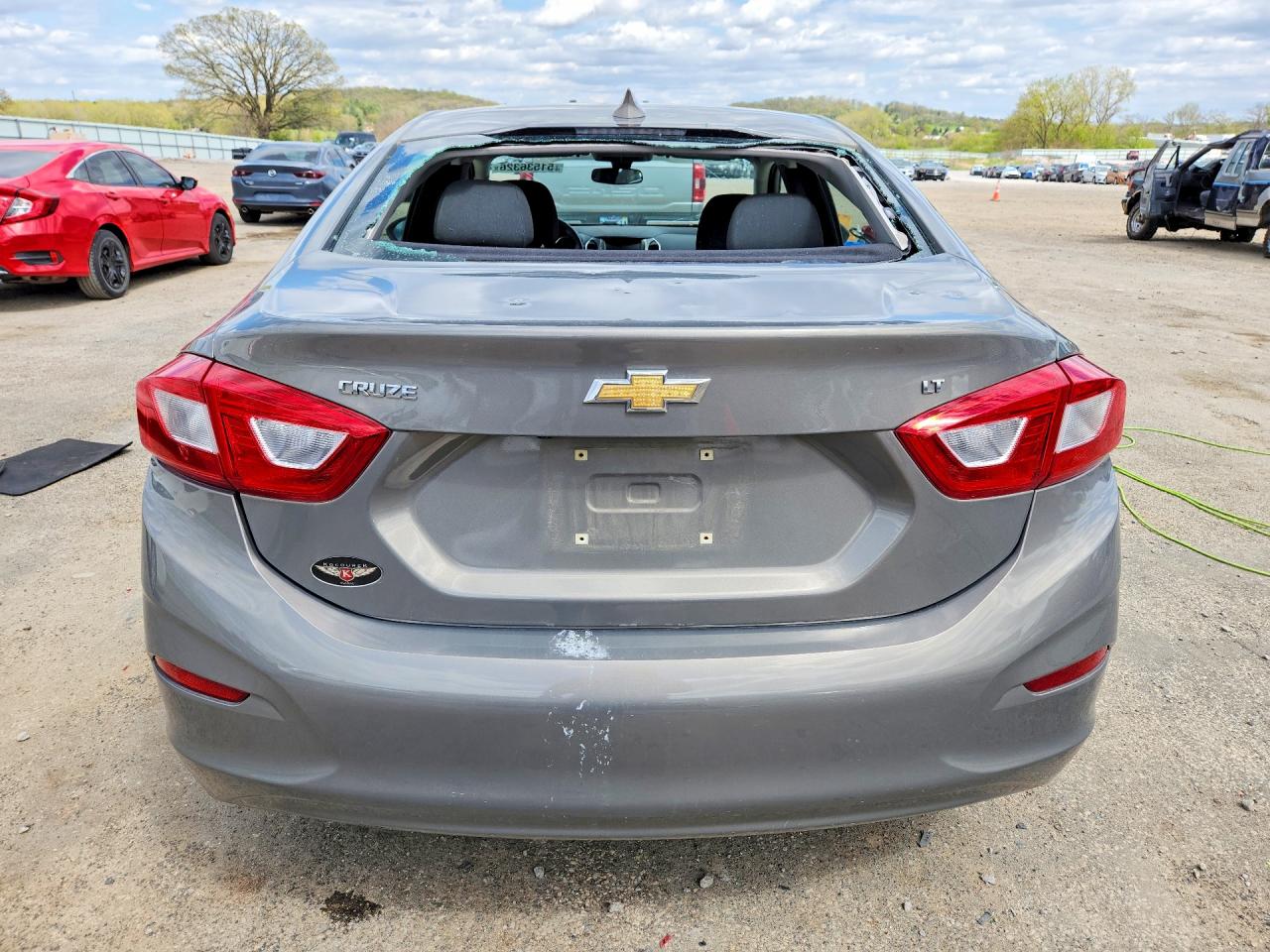 2017 CHEVROLET CRUZE LT photo 16
