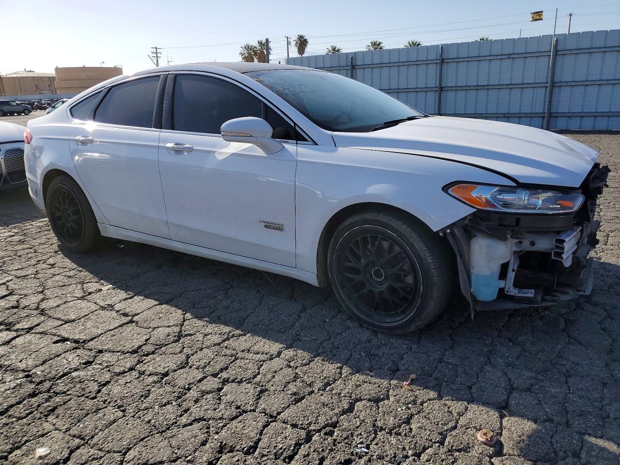 2016 FORD FUSION SE PHEV photo 10