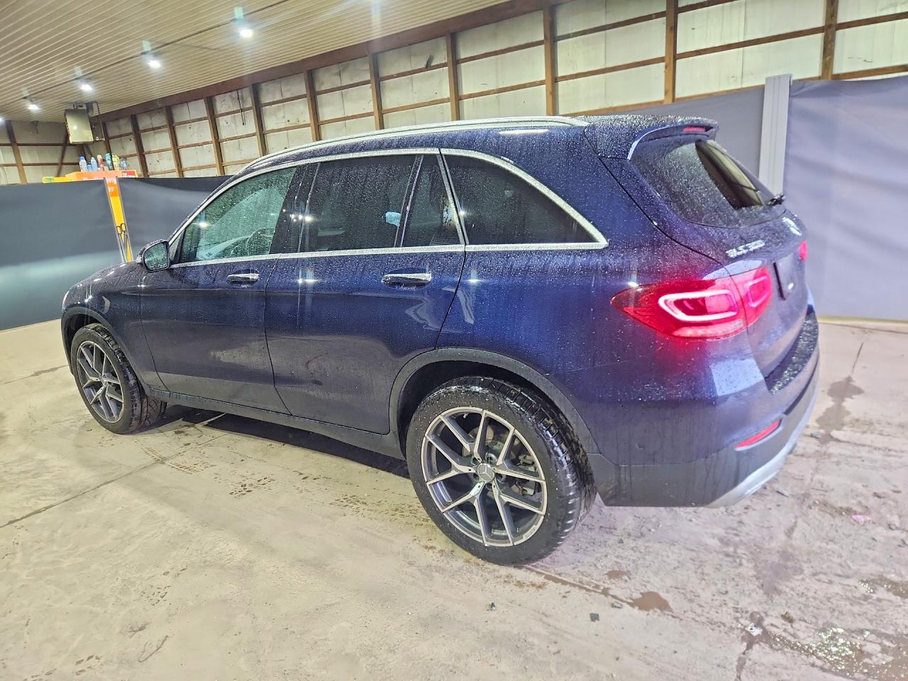 2021 MERCEDES-BENZ GLC 300 4MATIC photo 3