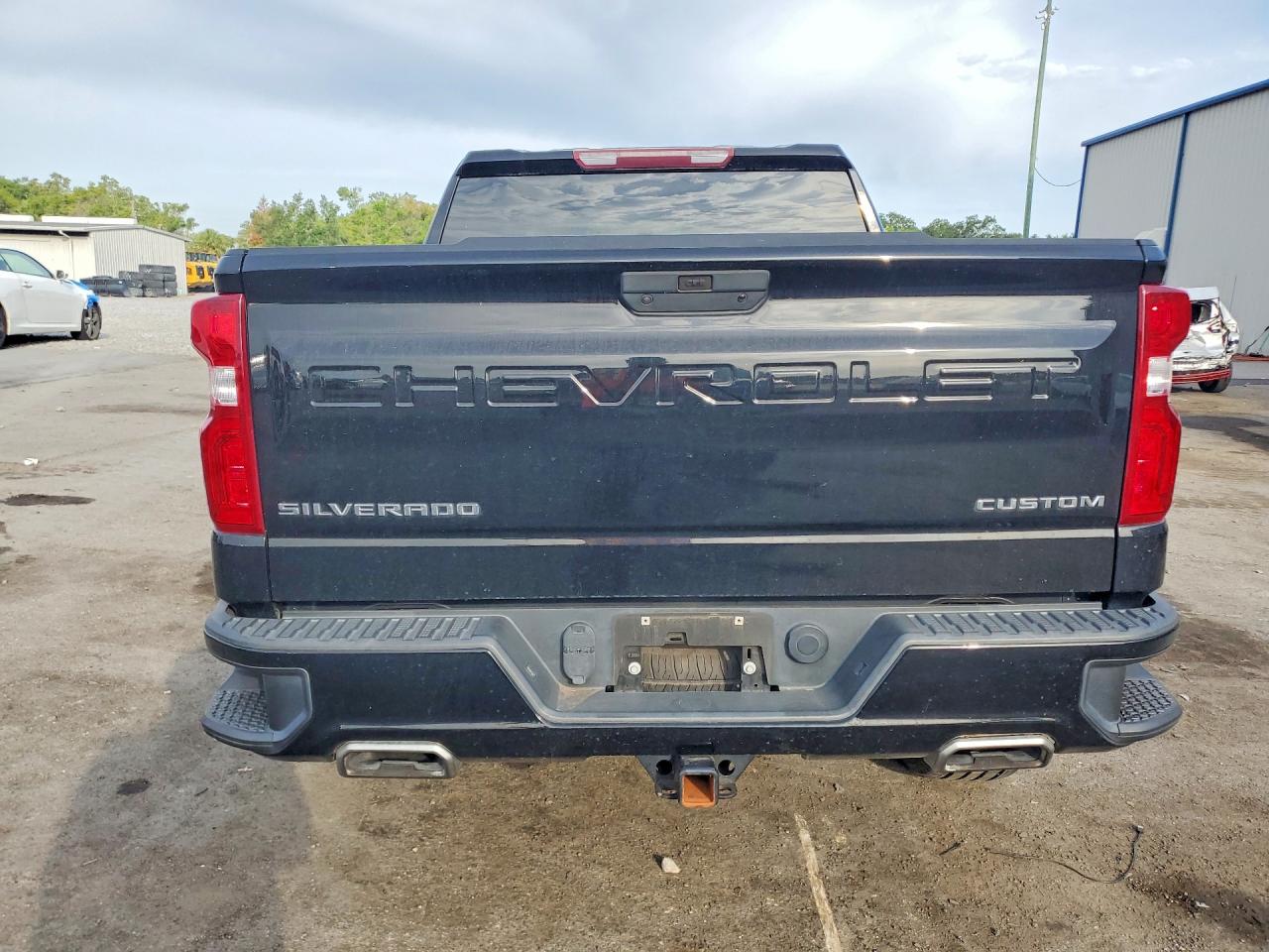 2020 CHEVROLET SILVERADO C1500 CUSTOM photo 11