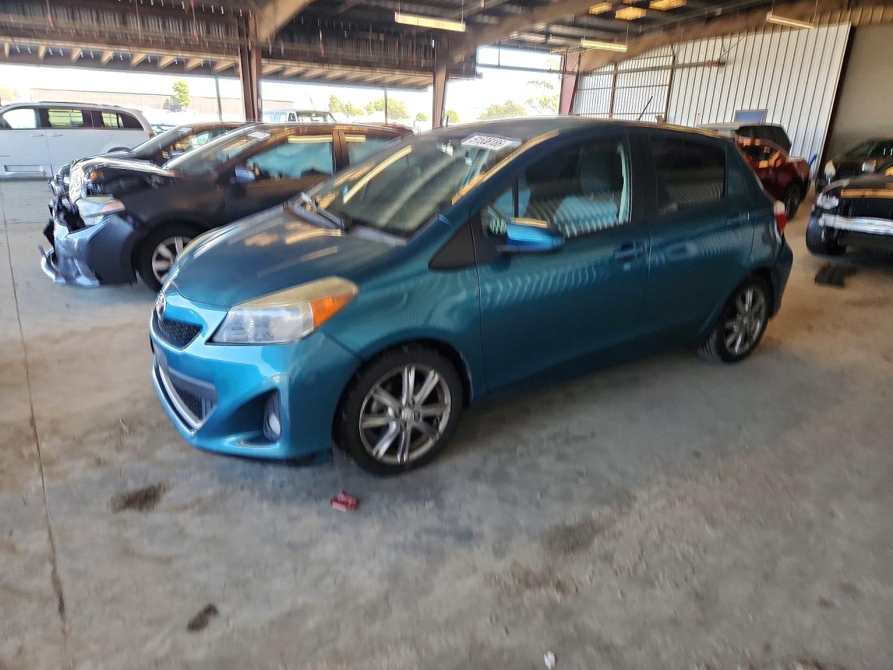 2012 TOYOTA YARIS