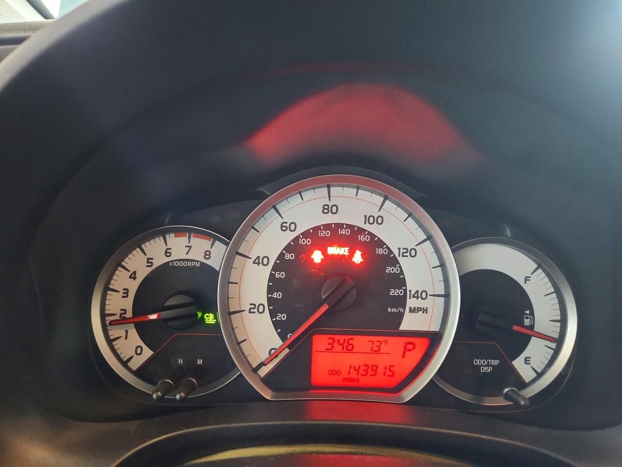 2012 TOYOTA YARIS 5-DOOR SE photo 17