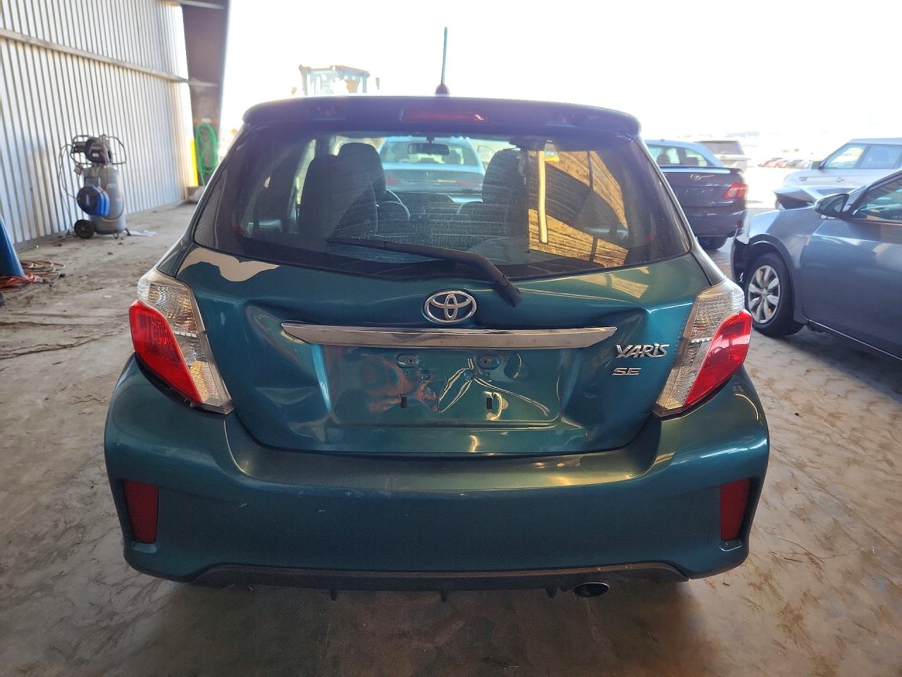 2012 TOYOTA YARIS 5-DOOR SE photo 11