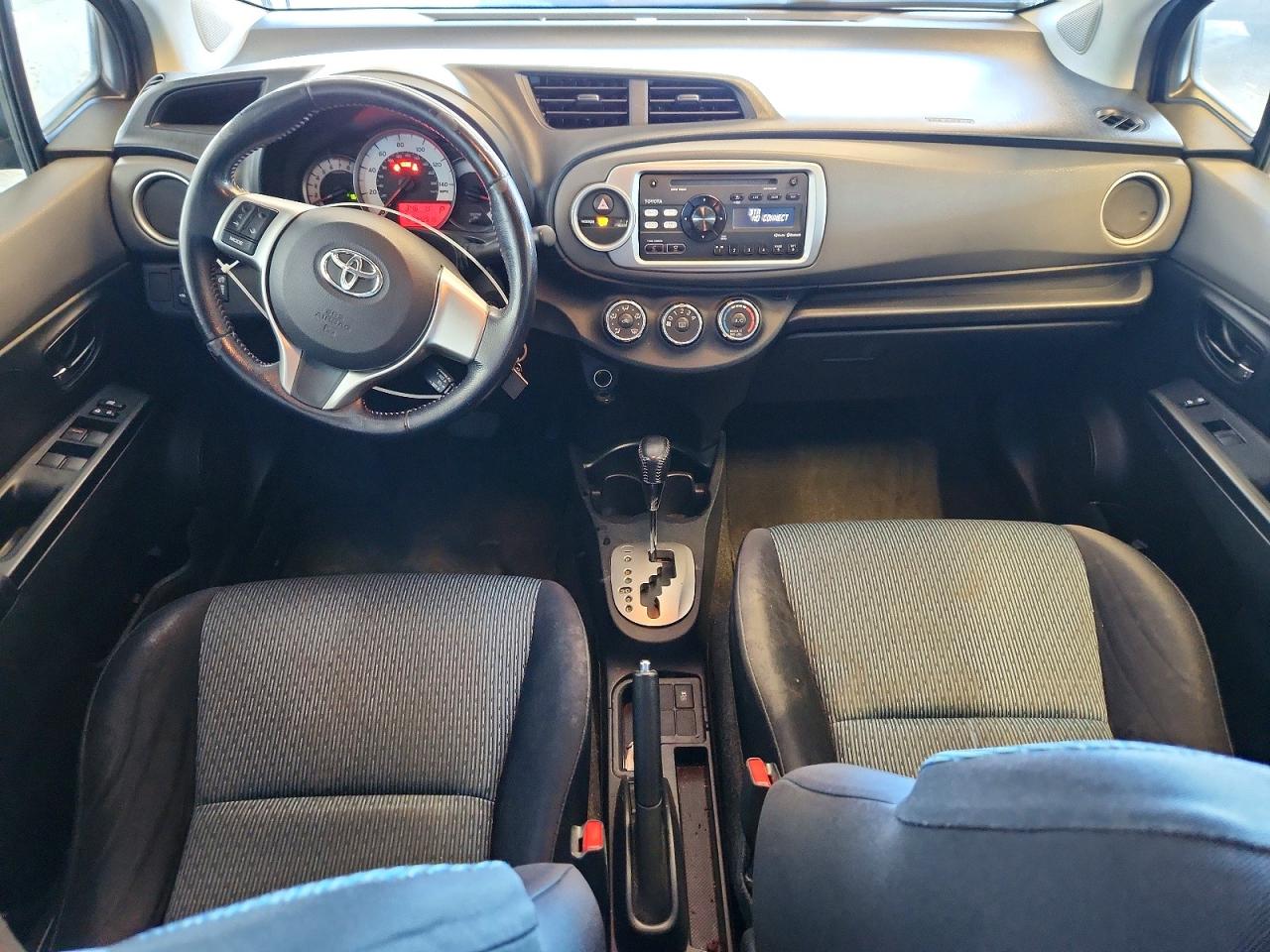 2012 TOYOTA YARIS 5-DOOR SE photo 15
