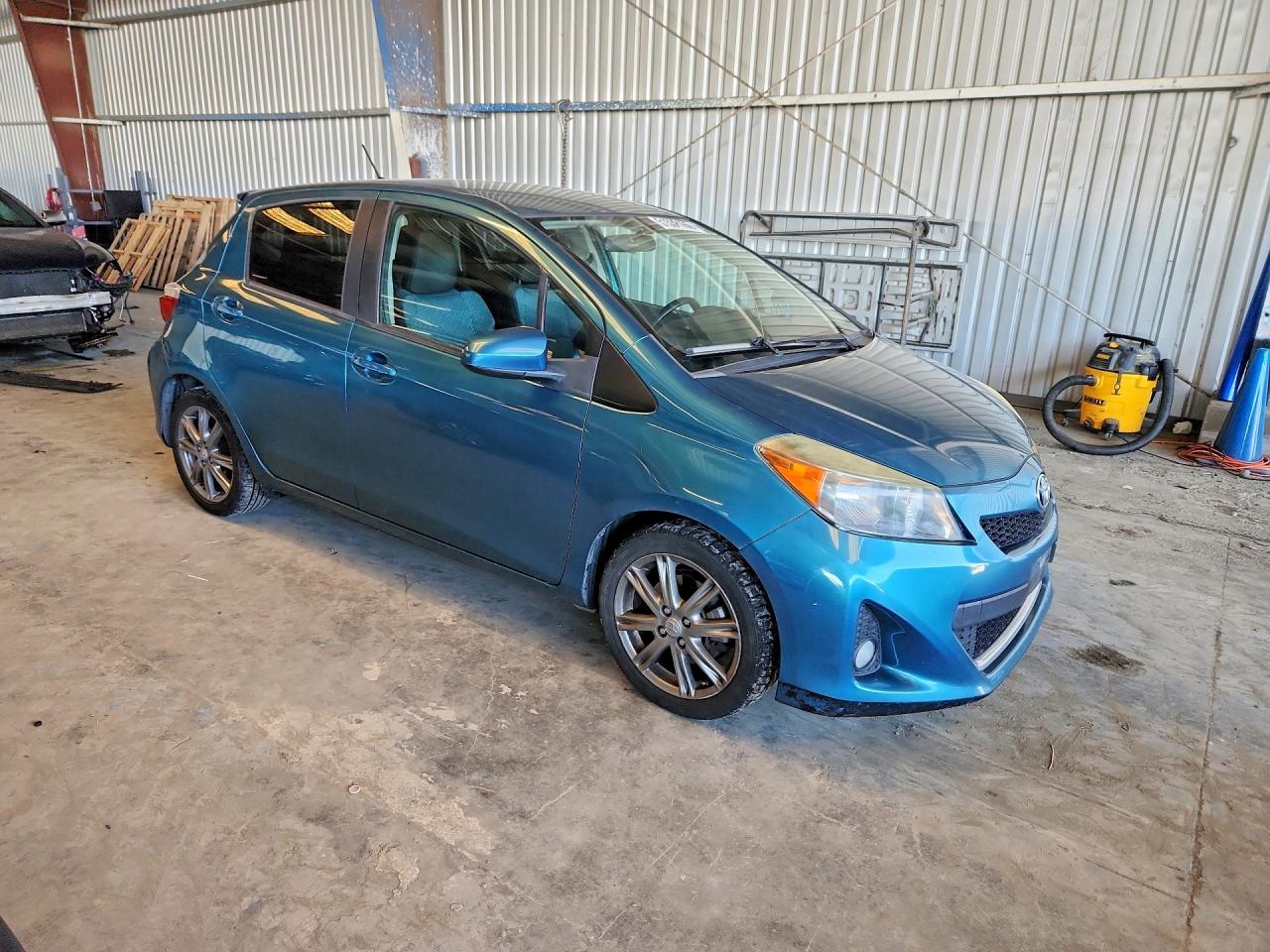 2012 TOYOTA YARIS 5-DOOR SE photo 7
