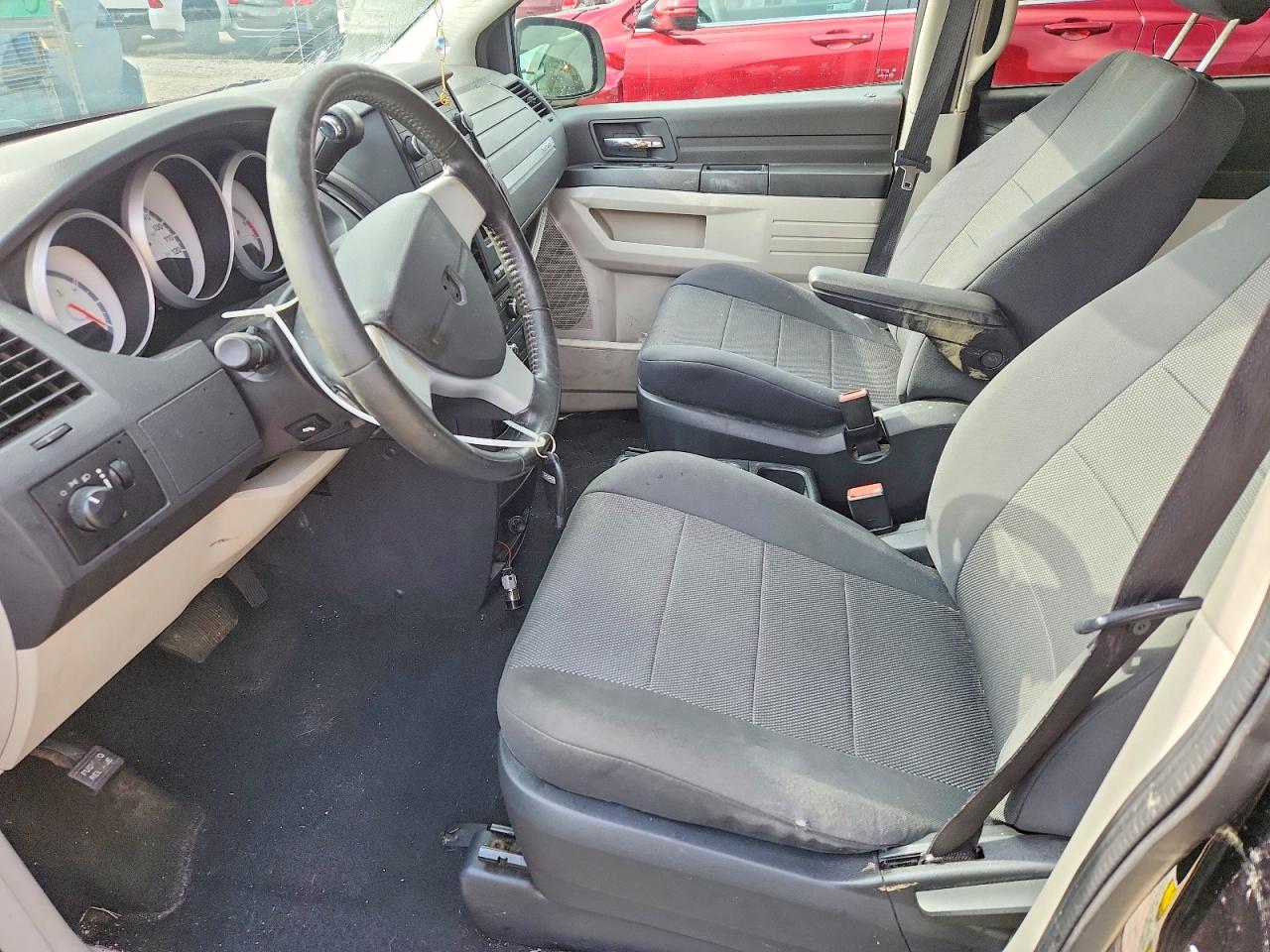 2008 DODGE GRAND CARAVAN SE photo 13