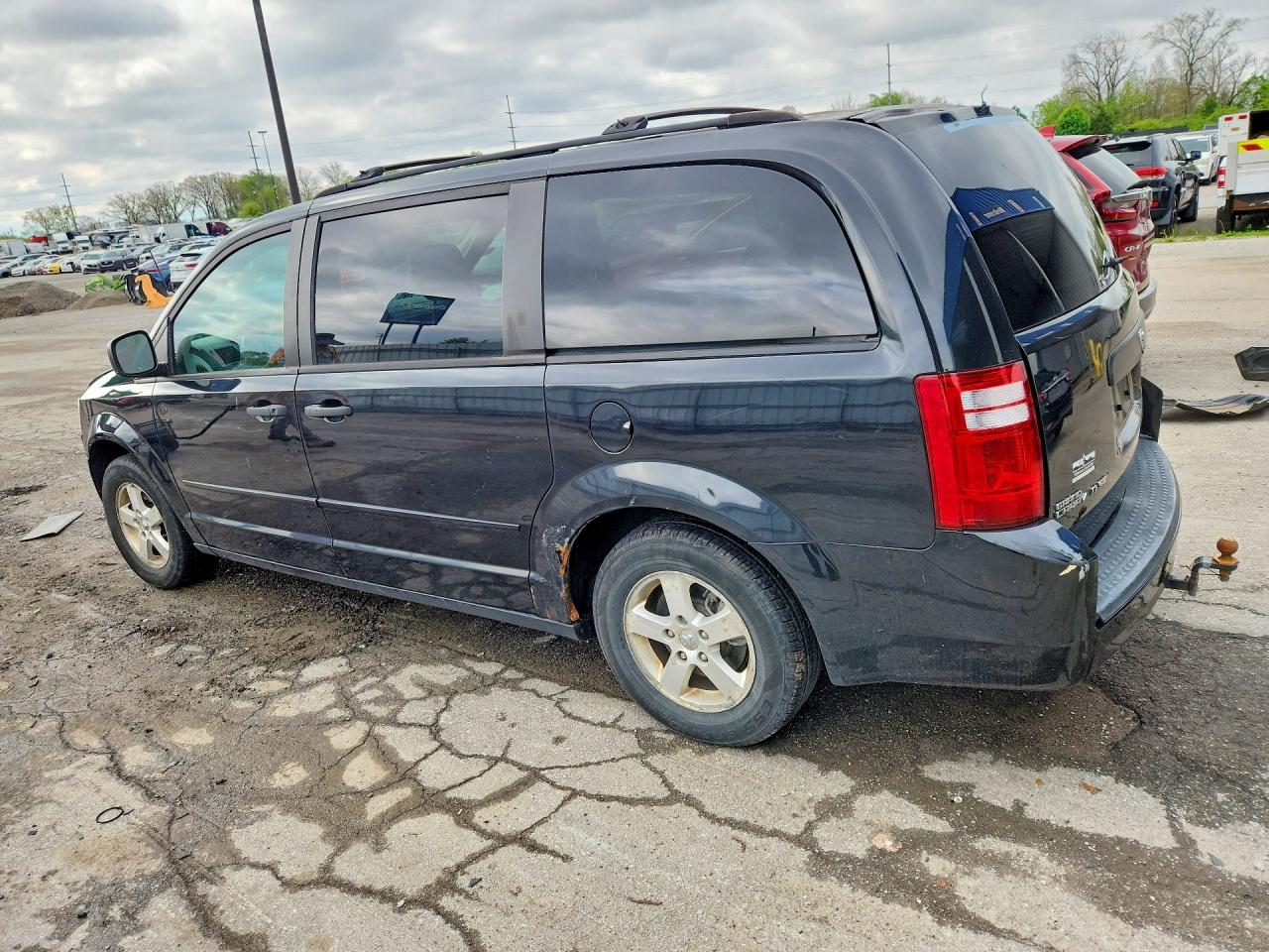 2008 DODGE GRAND CARAVAN SE photo 3