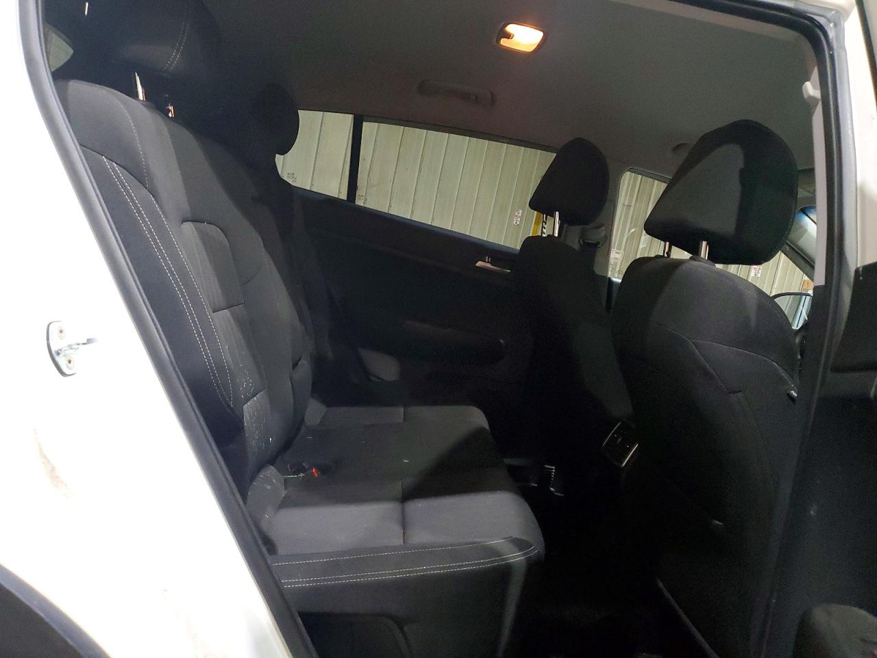 2021 KIA SPORTAGE LX photo 31