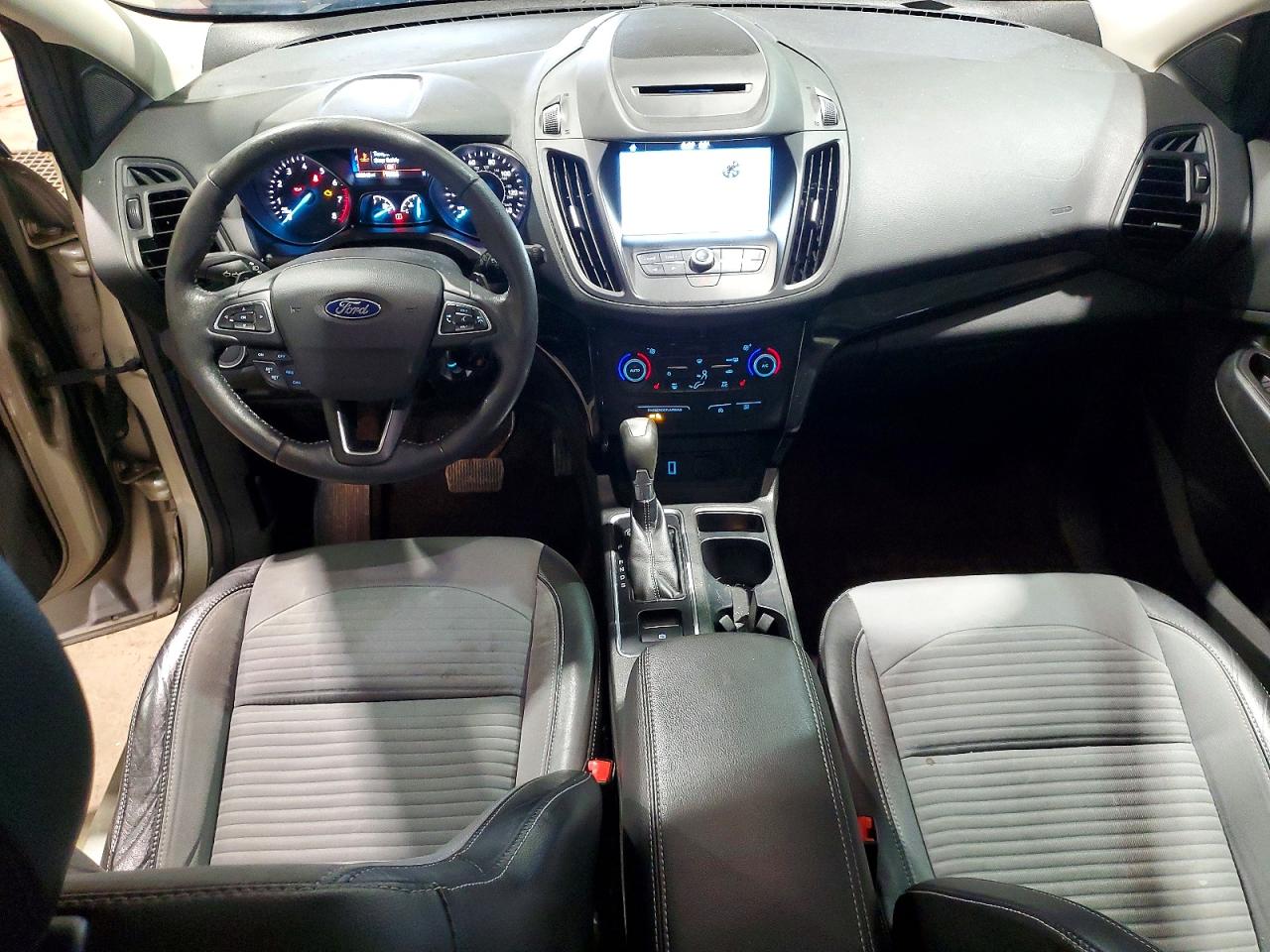 2018 FORD ESCAPE SE photo 15