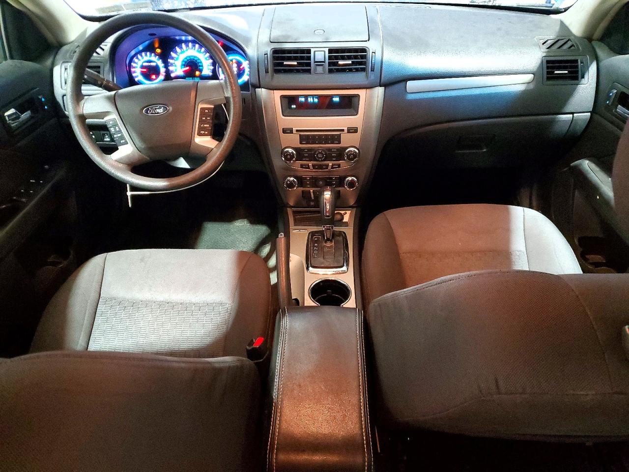 2011 FORD FUSION SE photo 15
