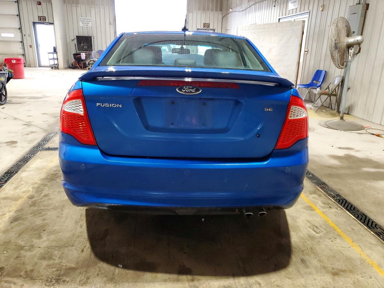 2011 FORD FUSION SE photo 11
