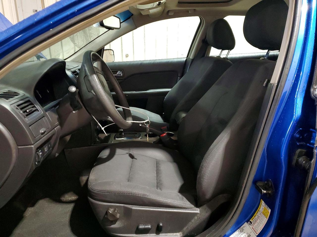 2011 FORD FUSION SE photo 13