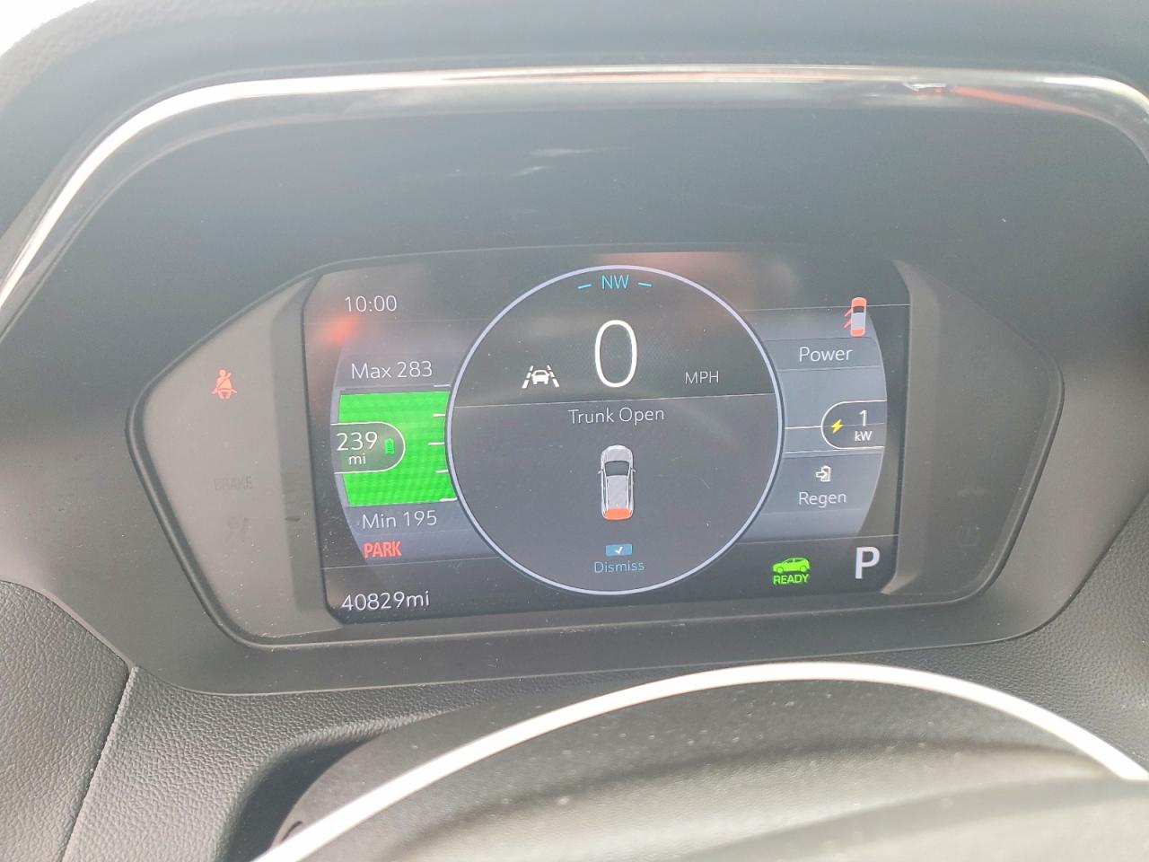 2023 CHEVROLET BOLT EUV LT photo 9