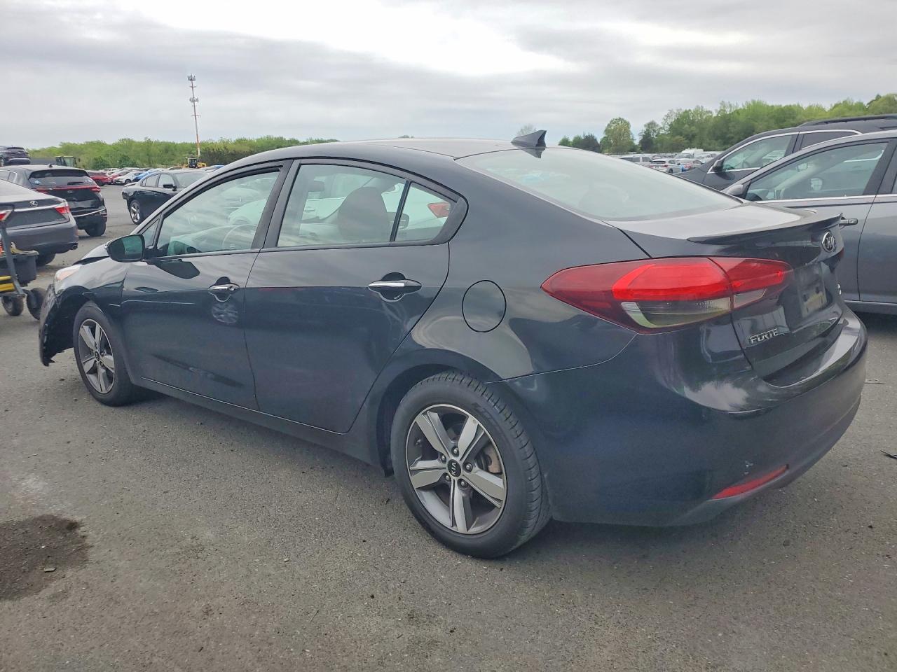 2018 KIA FORTE S photo 3
