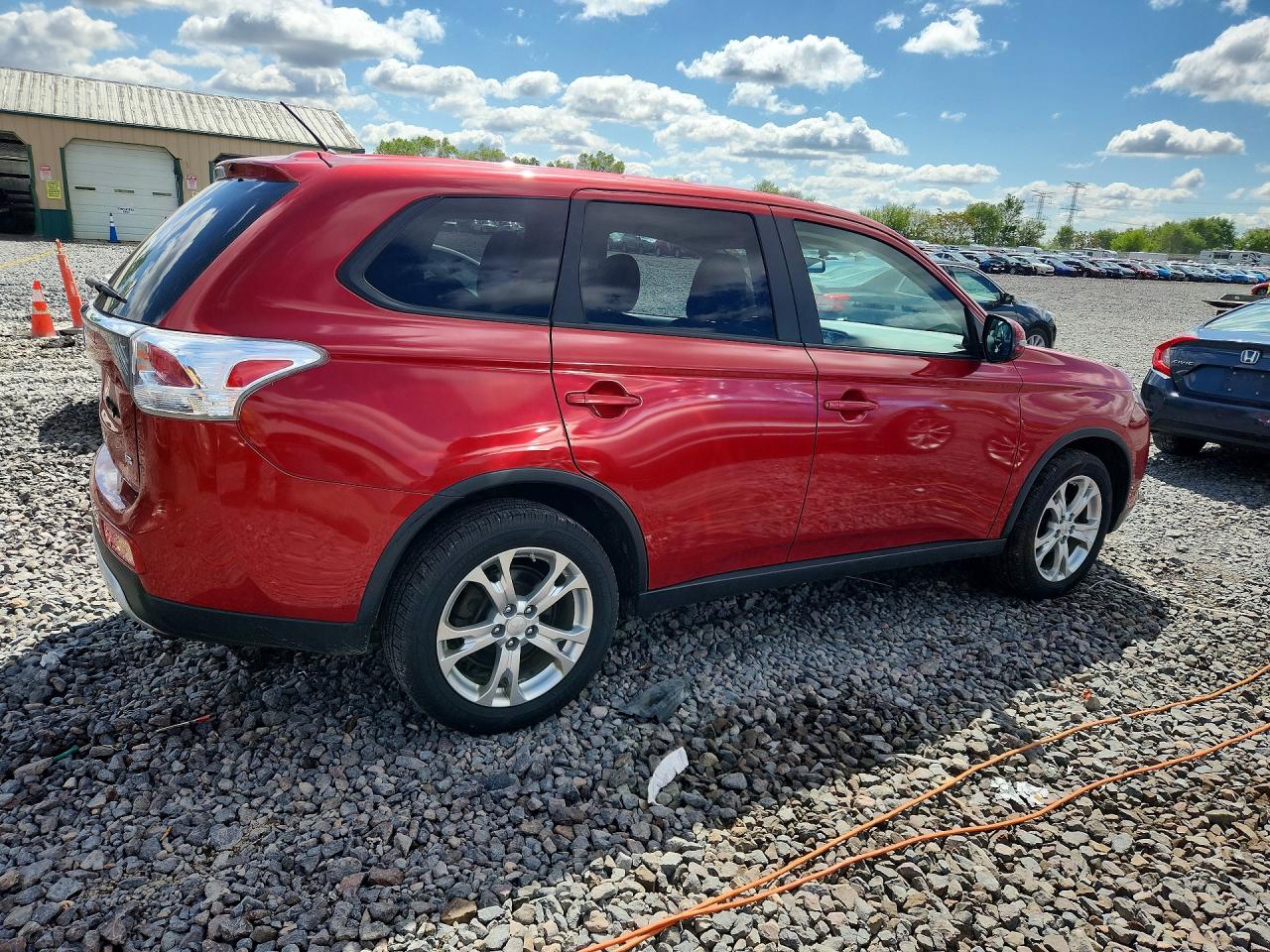 2015 MITSUBISHI OUTLANDER SE photo 5