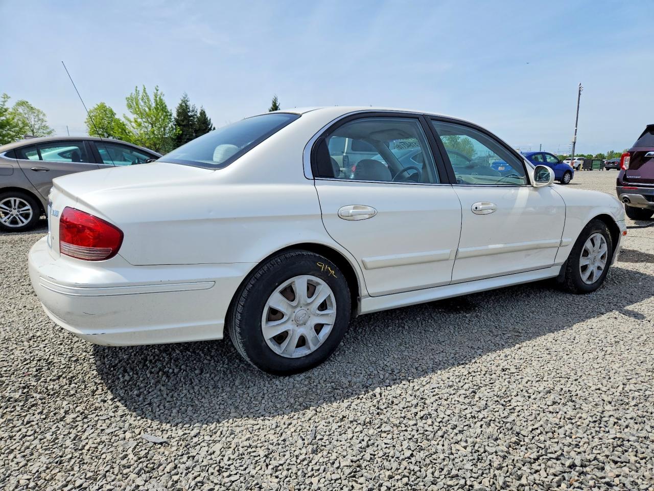 2002 HYUNDAI SONATA GL photo 7