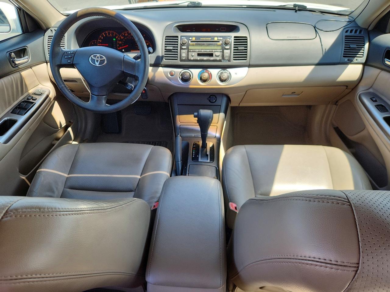 2005 TOYOTA CAMRY SE photo 15