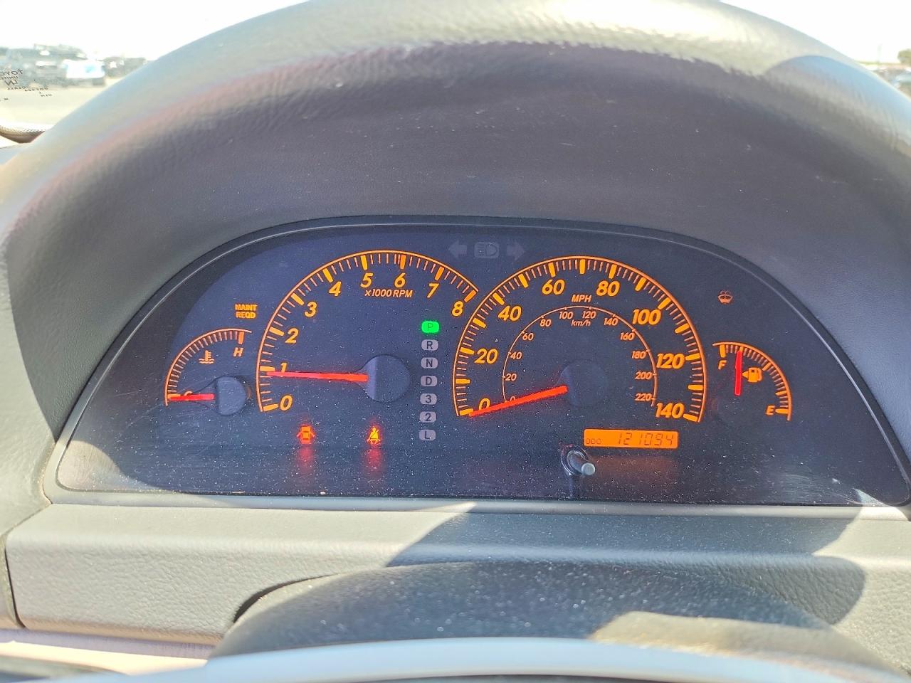 2005 TOYOTA CAMRY SE photo 17
